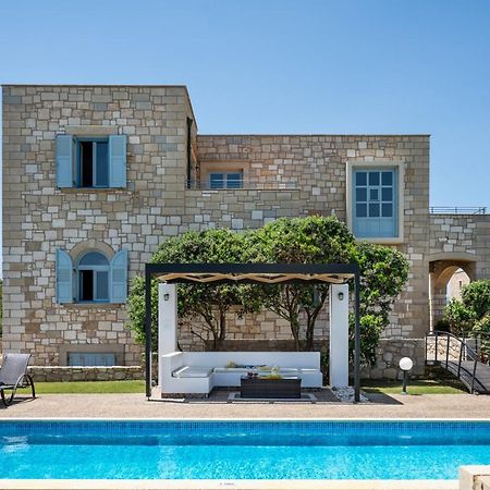 Beachfront Villa Turquoise With Private Pool, Bbq And Ping Pong Table La Canea Exterior foto
